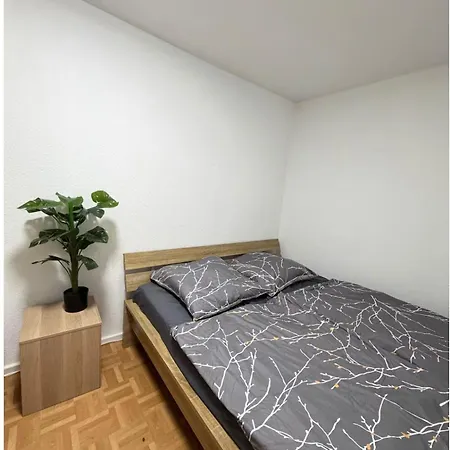 Center 2 Design