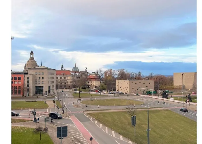 Center 2 Design Apartment *